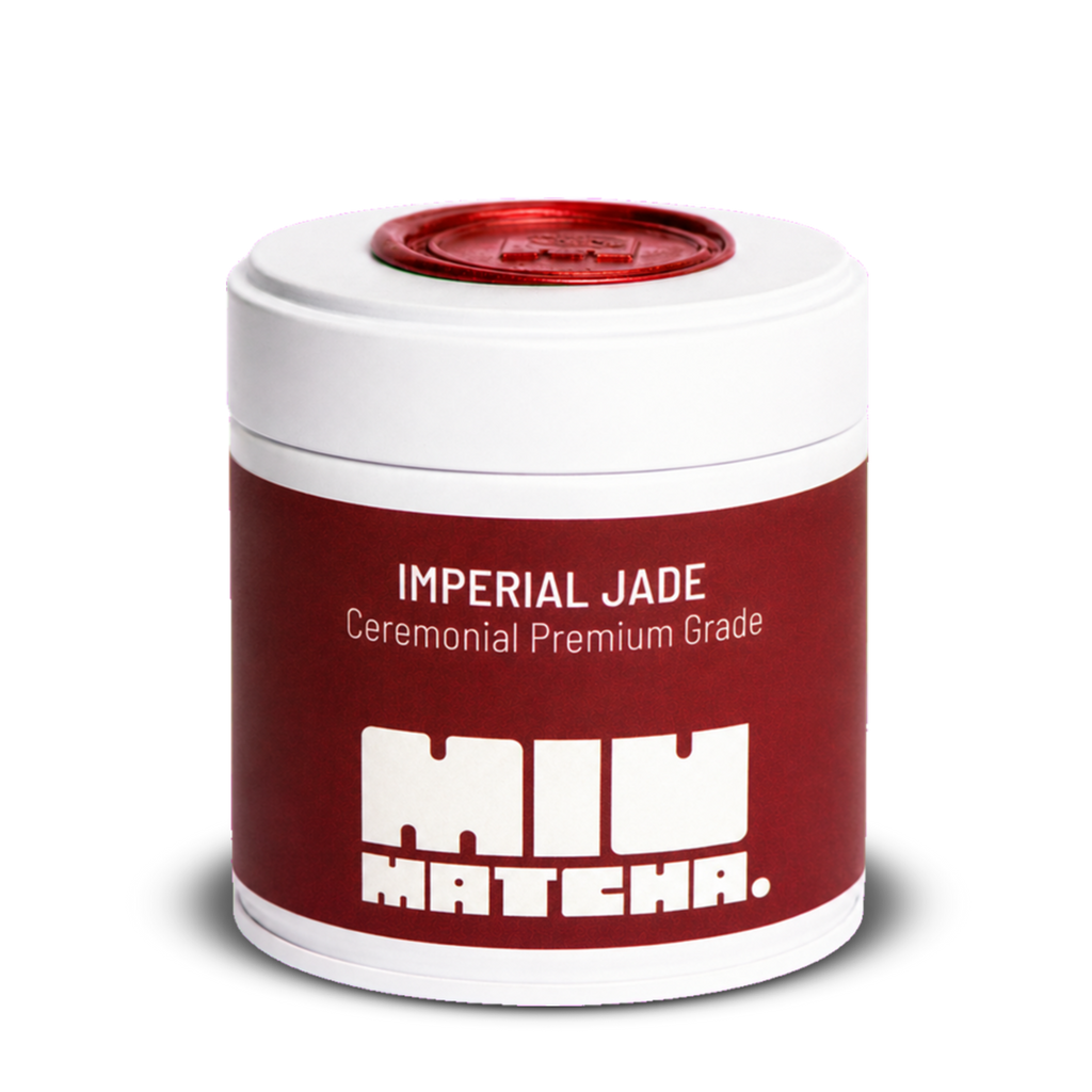 Leaf and Soul Ceremonial Grade Matcha Pulver aus Uji Japan Iced Matcha Latte
